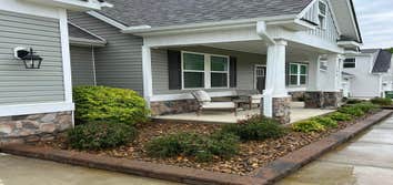 Folksy Custom Landscapes