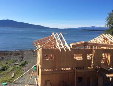 Framing hip roof