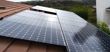 4.93 kW System San Diego 92121 16 Panels - Sunpower 308 White
Inverter - 4000m