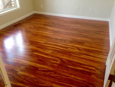 Laminate floor installation