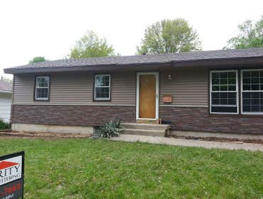 Integrity Roofing, LLC Project Roofing, James Hardie, Mastic Vinyl, Guttering, and Windows collections