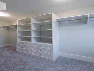 custom built closet shelving