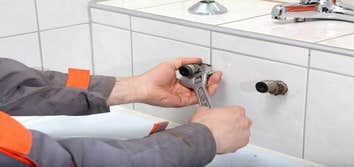 plumber in Lakewood