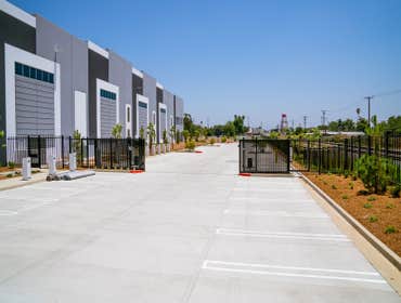 Oltmans - Goodman Logistics Center