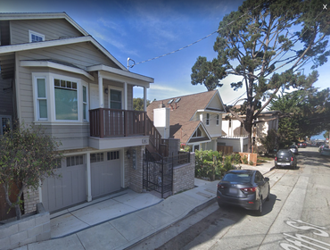 156 13TH St, Pacific Grove, CA 93950 New commercial/residential residence.