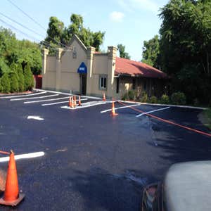 Roadway Inn