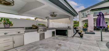 Outdoor BBQ, Entertainment