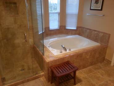Soaking tub and shower