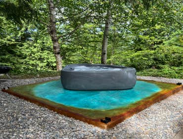 Photos by Boulder Masonry #2 June 2024
10’x10’x6” concrete stamped,colored,and sealed hot tub pad the homeowners now uses it as a feature for their Ai