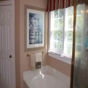 Bathroom Remodeling: Before and After Photos