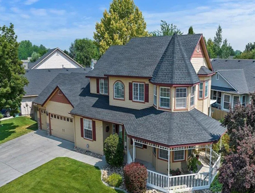 Roofing contractor in Scottsdale, AZ