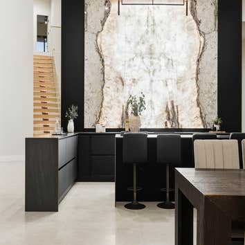 TX Sparks Luxury Homes