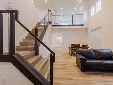 Complete Remodeling - Redwood City, CA Our clients in Redwood City said they wanted a home that would make jaws drop. We were happy to oblige. ?
This 