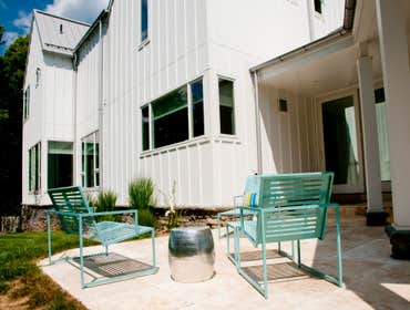 2soNs acres mOdern fArmHouse