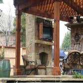 Pergola / Chimney