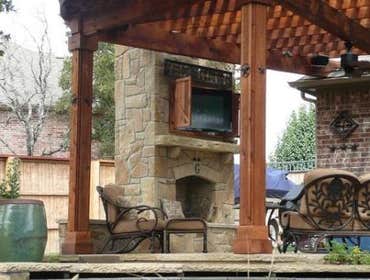 Pergola / Chimney
