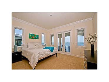 We Build To Suit Your Life Style Other Things We Do Are:
Faux Painting & Murals
● Fine Art Designs
● Elephant Hide
● Murals
● Plasters
● Grisaille Mu