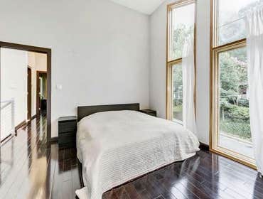 BIRD'S EYE VIEW HOUSE