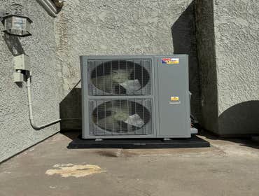 HIGH EFFICIENCY HEAT PUMP!