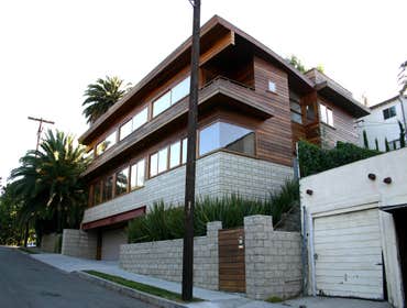 Elevado St. Modern House Designed by Gustavo Gubel Architect