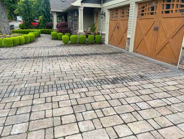 Photos by Leon's Landscaping Maintenance #5