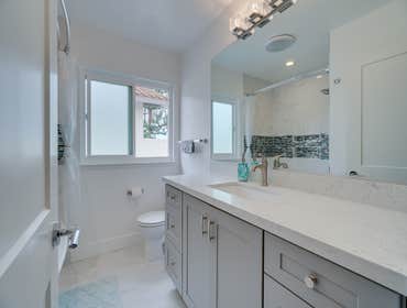 Photos by Persi Homes #1