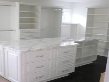 CUSTOM REMODELING