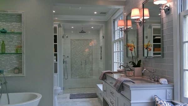 Master Bath Curbless Shower