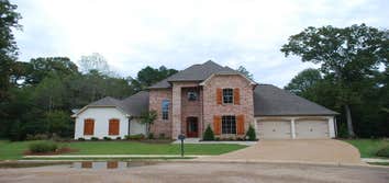 Custom Home - Brandon, MS
