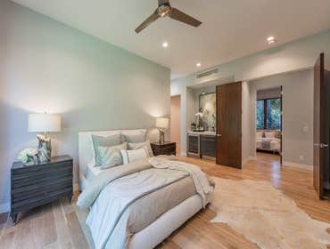 1020 Hermosa House