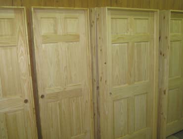 OAK DOORS IN JAMBS PREHUNG