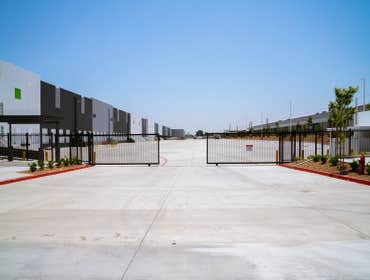 Oltmans - Goodman Logistics Center