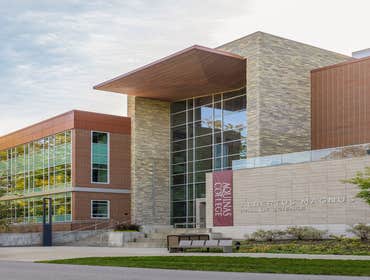 COLLEGE & UNIVERSITY
