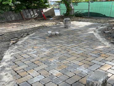 Pavers stone instalation. hardscaping