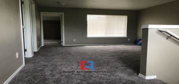 Residential Remodeling Residential remodeling: floor installation, kitchen renovation, interior and exterior painting
Duration: 1 month