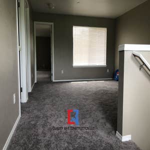 Residential Remodeling Residential remodeling: floor installation, kitchen renovation, interior and exterior painting
Duration: 1 month