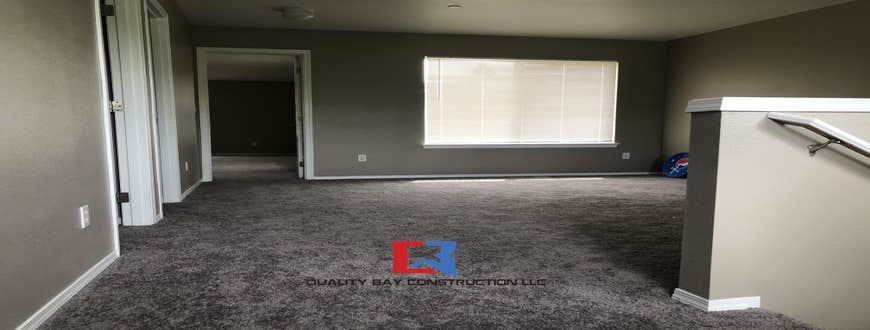 Residential Remodeling Residential remodeling: floor installation, kitchen renovation, interior and exterior painting
Duration: 1 month