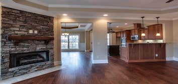 Photo(s) from Lake Forest Homes, Inc.