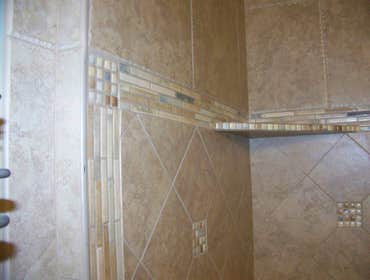 Tile w/ unique feature strip