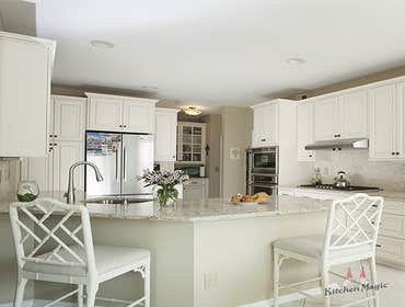Kitchen/Dining Area