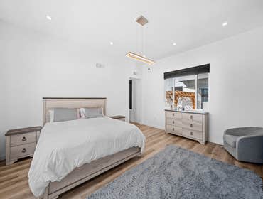 LA PEER Home In Beverly Hills