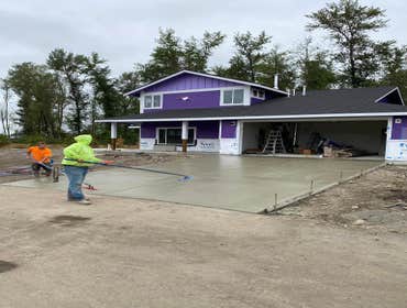 Photos by Distinctive Custom Construction Inc #2