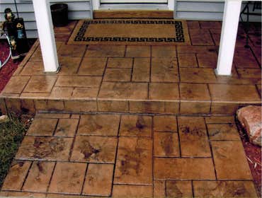 CUSTOM PORCHES & PATIOS