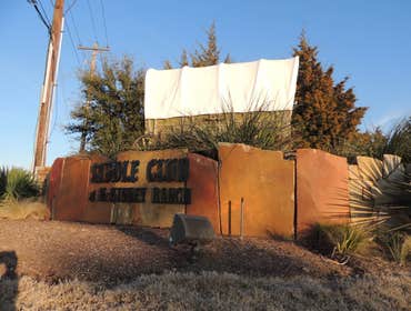 Commercial Aquatic/Amenity Centers and Entry Walls/Fountains