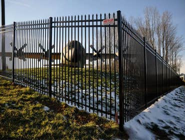 Commercial Fencing