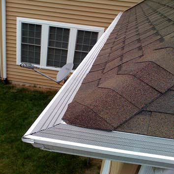 NJ Gutters Waldwick Gutters, New Jersey Gutters, Seamless Gutter Systems, Leaf Guards, Gutter Colors, Gutter Maintenance, Alluminum Gutters, Gutter Cl