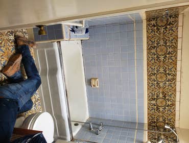 Bathroom 2 - Before