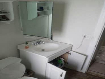 4213 W Tacon St This 5 bed/4 bath has over 3,500 SqFt of living space. 1st Floor features include Guest Suite with attached Full Bath leading out to Co