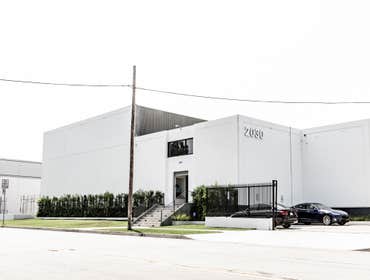 Creative Office - Compton CREATIVE OFFICE BUILD - 25,000 SQ. FT
25' Ceilings