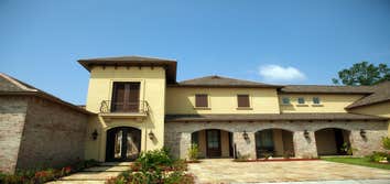 Thomas Building Company
